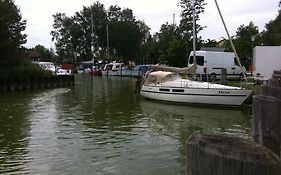 Ferienwohnung Boddenzander